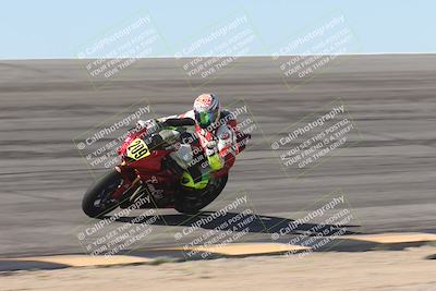 media/Oct-13-2025-Moto Forza (Mon) [[a66d839500]]/2-A Group/Session 2 (Bowl)/